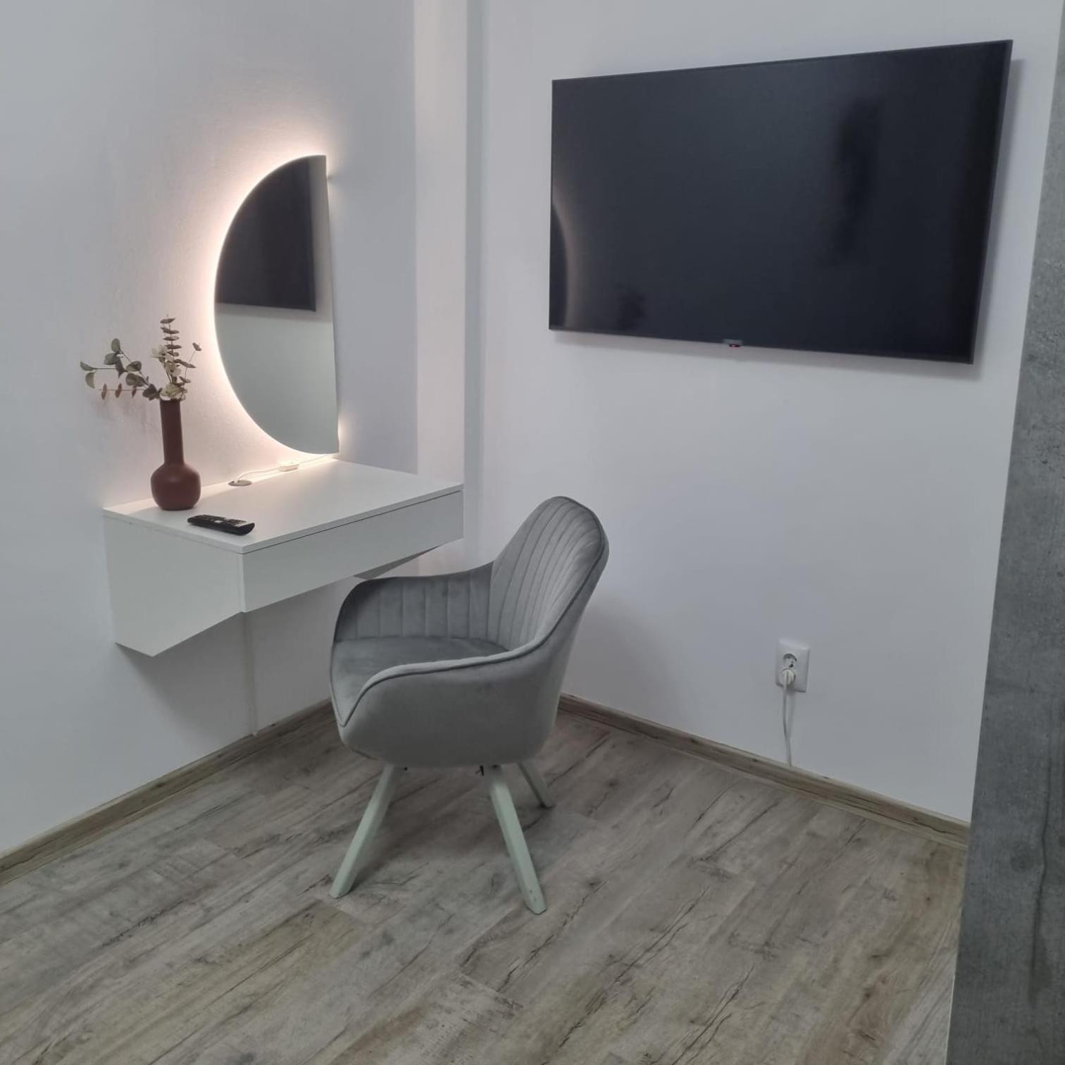 Central View Apartment デヴァ エクステリア 写真